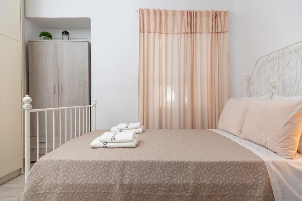 Avgerinos Villa Naxos City ภายนอก รูปภาพ
